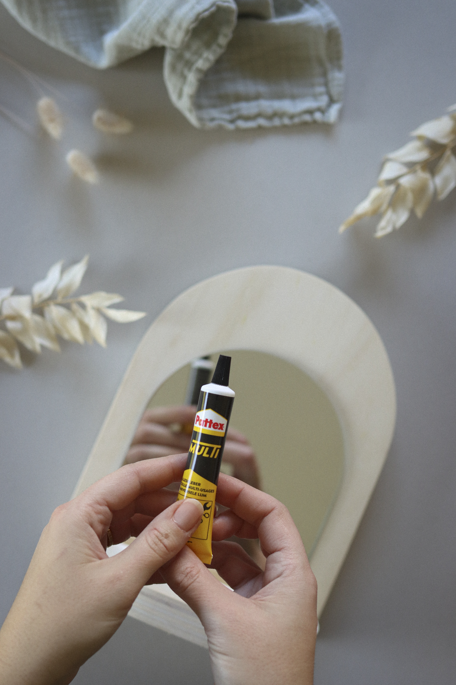 DIY maison fabriquer une étagère miroir en bois étape