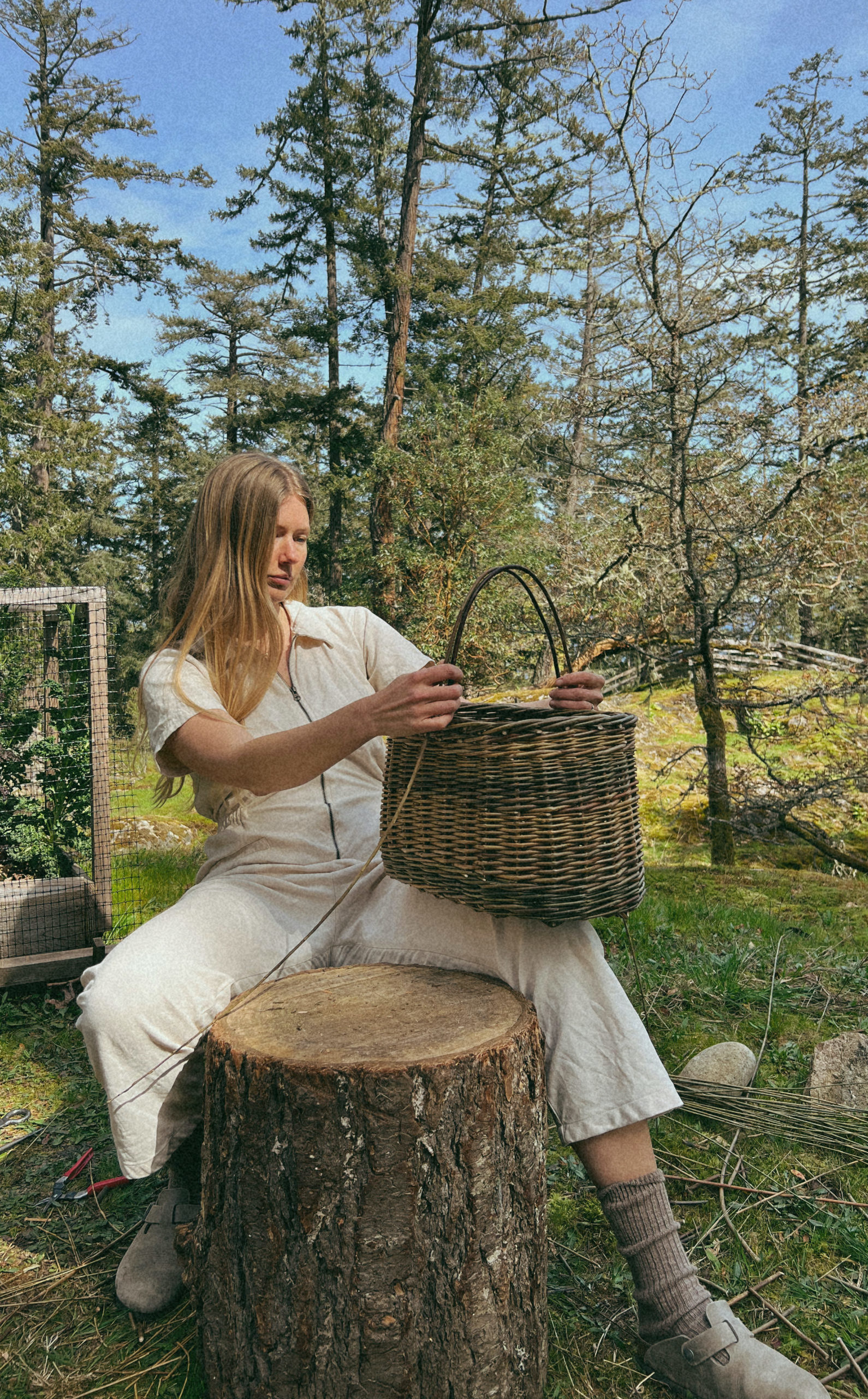 Artisans qui travaille la fibre végétale dans tous ses états